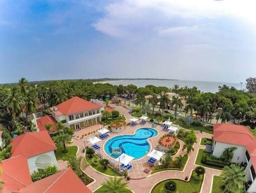 Radhika Beach Resort / Kostamar Beach Resort