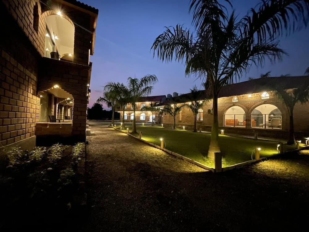 Gir Night Resort photo 3